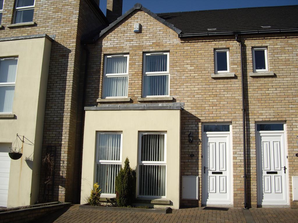 Causeway Holiday Homes Coleraine Exterior photo